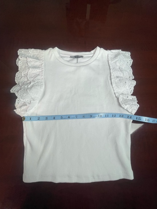 ZARA White Ribbed Eyelet Flutter Sleeve Top Size L Cottagecore Coquette Romantic - Picture 3 of 7